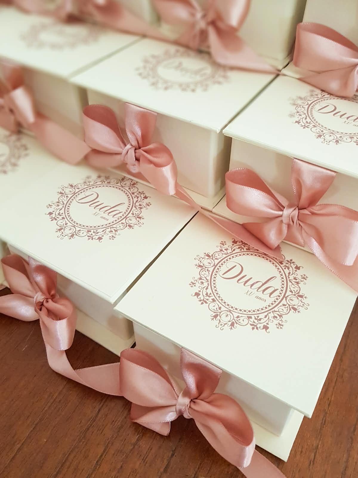 Caixa personalizada feita por Eugenia